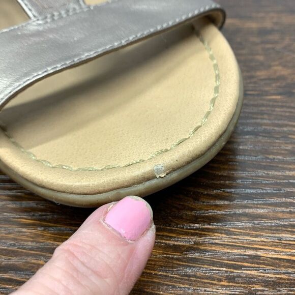 Naturalizer Windham leather metallic sandal women’s size 10M - Picture 2 of 9